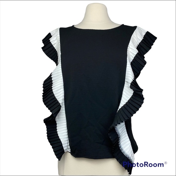 Jealous Tomato Tops - Jealous Tomato Ruffled Blouse Black/White NEW Size Medium